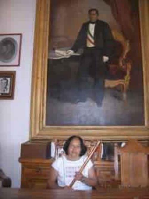 El 20 de Marzo entregarán la medalla al merito de la Mujer Mexicana a una Indígena